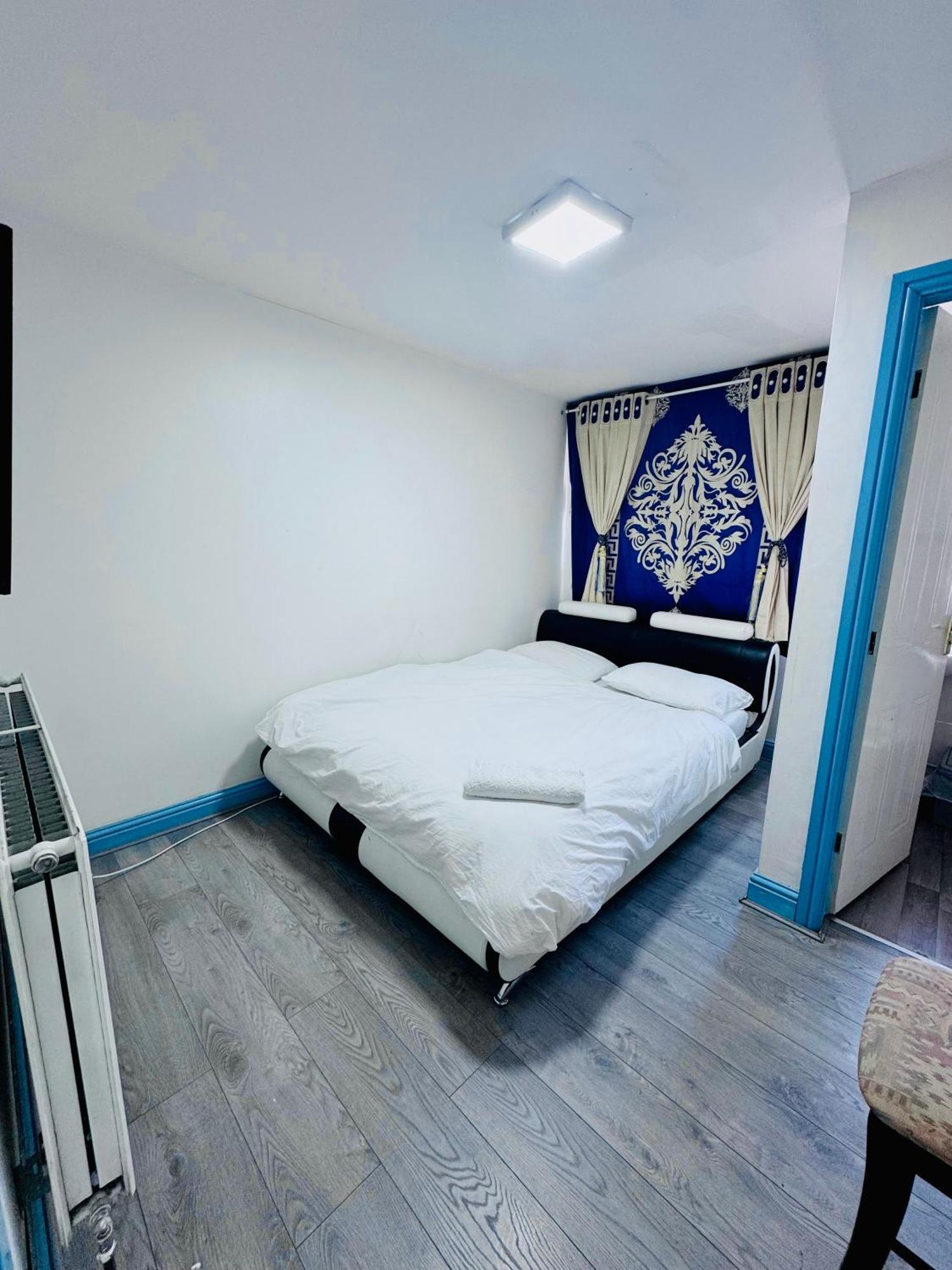 Unique Private Rooms Bolton Exterior foto