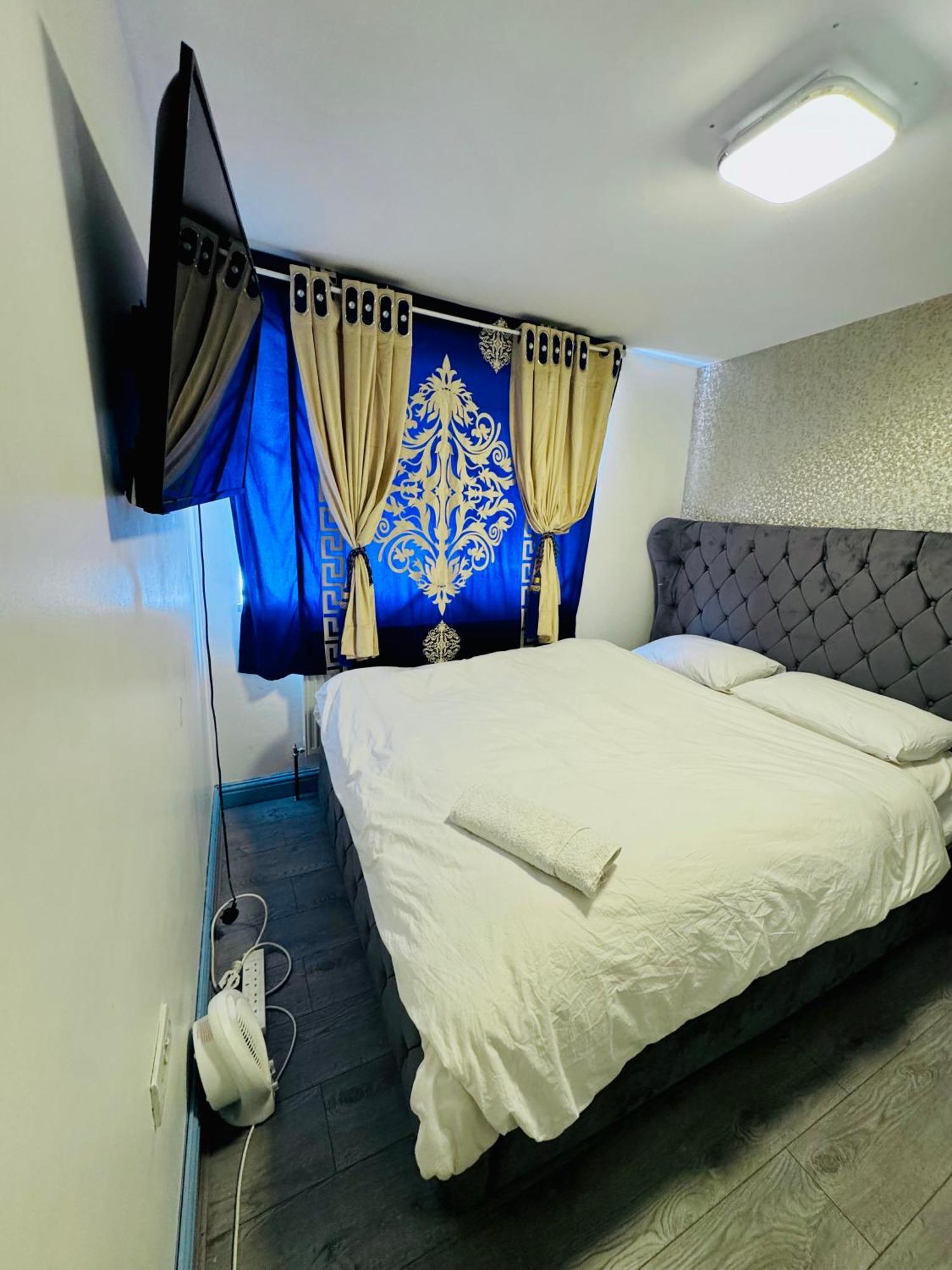 Unique Private Rooms Bolton Exterior foto