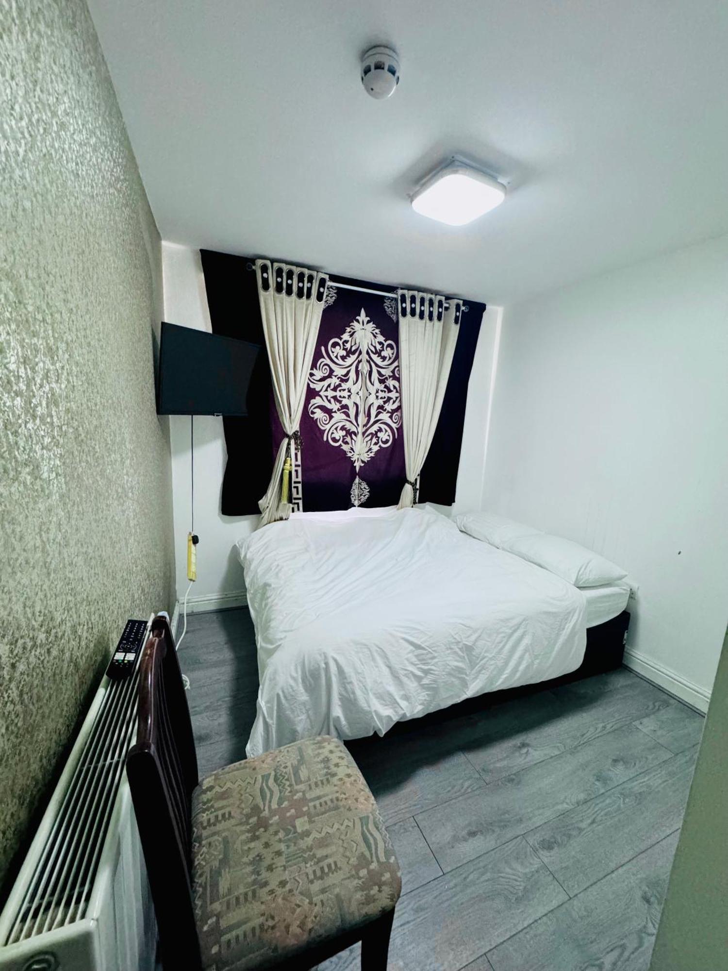 Unique Private Rooms Bolton Exterior foto